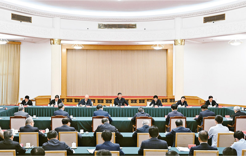 　2024年5月23日下午，中共中央總書記、國家主席、中央軍委主席習近平在山東省濟南市主持召開企業(yè)和專家座談會并發(fā)表重要講話。 新華社記者 謝環(huán)馳/攝